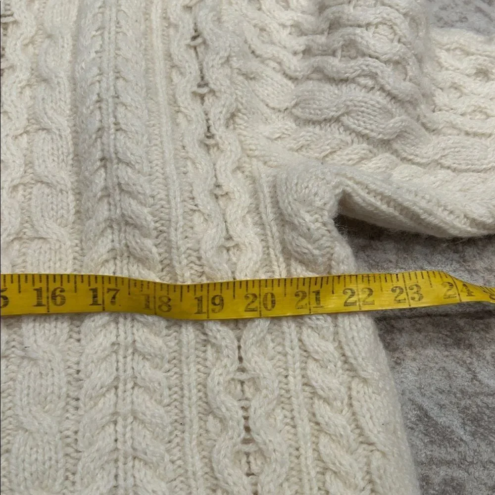 Brandy Melville heavy Cream Cable Knit Crewneck Sweater one size